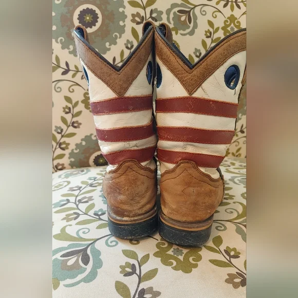 Leather Cody James Cowboy Boots with Stars and Stripes - Picture 3 of 5
